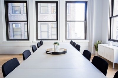 ERP vendor out of busineess - empty boardroom